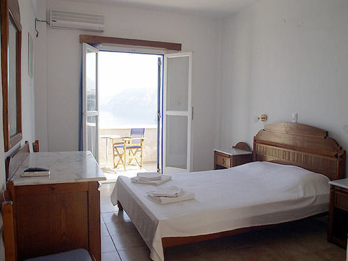 Atlantida Holiday Club Hotell Akrotírion Exteriör bild